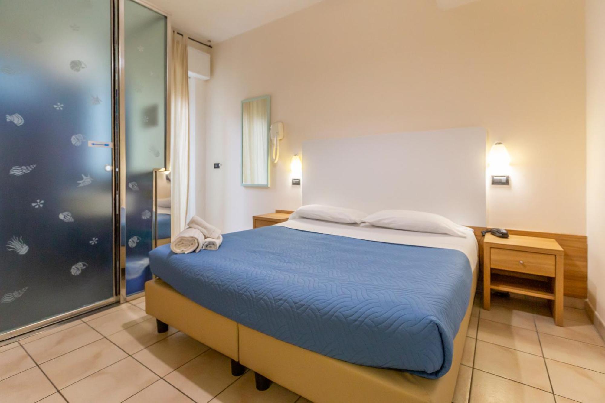 Hotel Vannucci Rimini Exterior photo